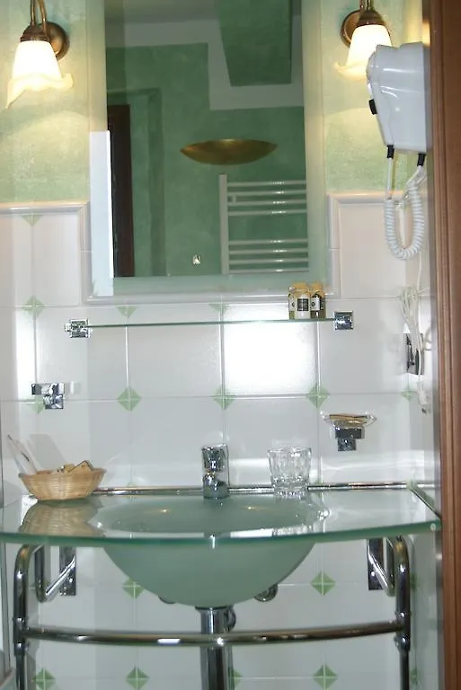 Hotel Di Sor Paolo Сан-Кашиано-ин-Валь-ди-Пеза 4*,  Италия